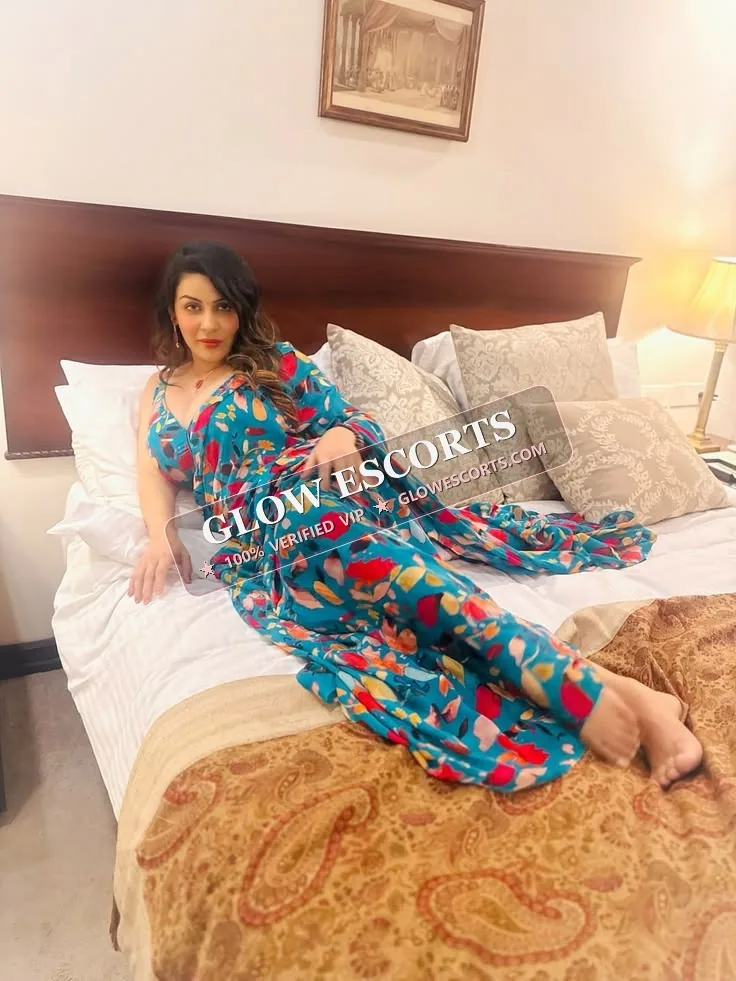 Shreya Roy - Thane Escorts & Call Girls